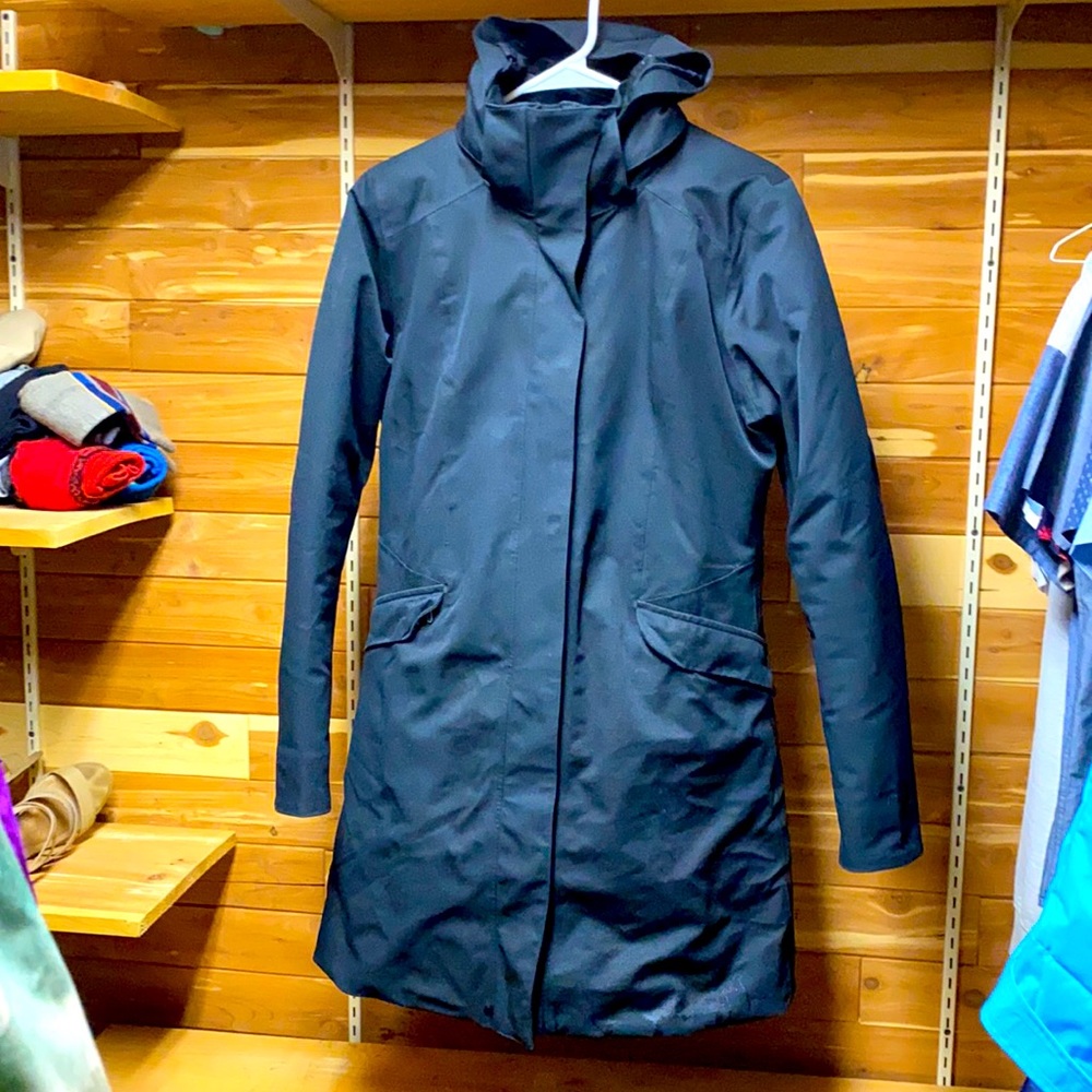 Patagonia women’s waterproof H2No Parka